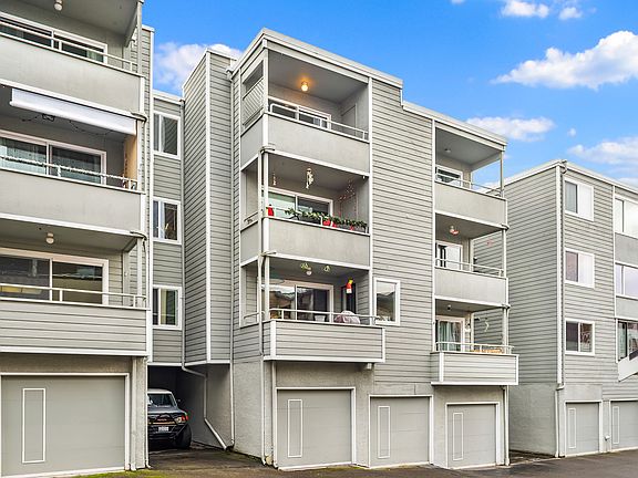 4th image of 22213 6th Ave S APT 304