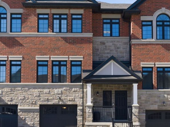 7 Gord Matthews Way, Uxbridge, ON L9P 0E9