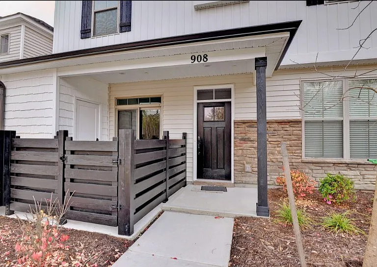 908 Kathy Ann Way — Photo 11