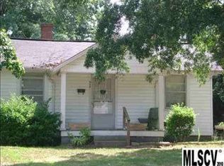 648 10th Street Blvd NW, Hickory, NC 28601
