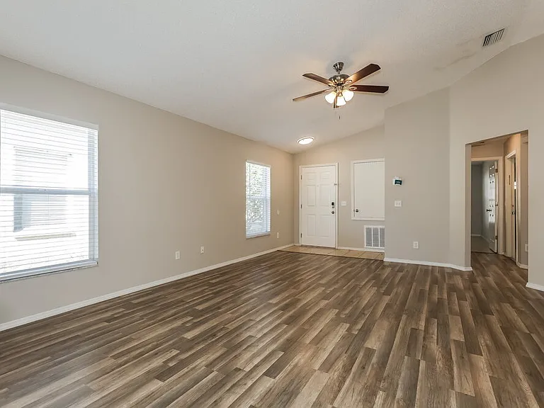 8733 Morrison Oaks Ct — Photo 3