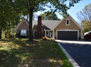 3088 Dove Dr, Joplin, MO 64804