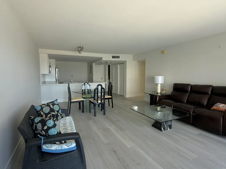 5100 N Ocean Blvd #502 — Photo 10
