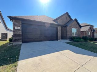 4243 Bullock Ln, Forney, TX 75126