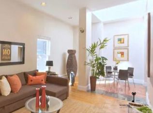 1000 Memorial Dr APT 2R, Cambridge, MA 02138