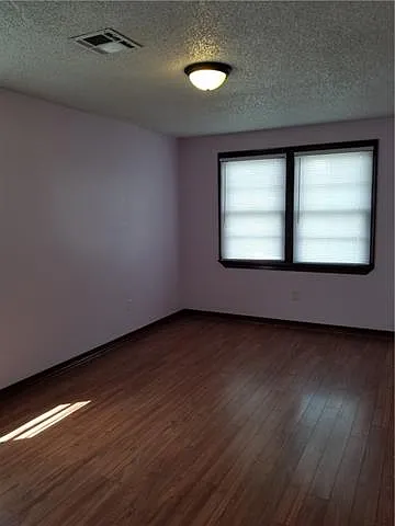1527 Gallier St — Photo 6