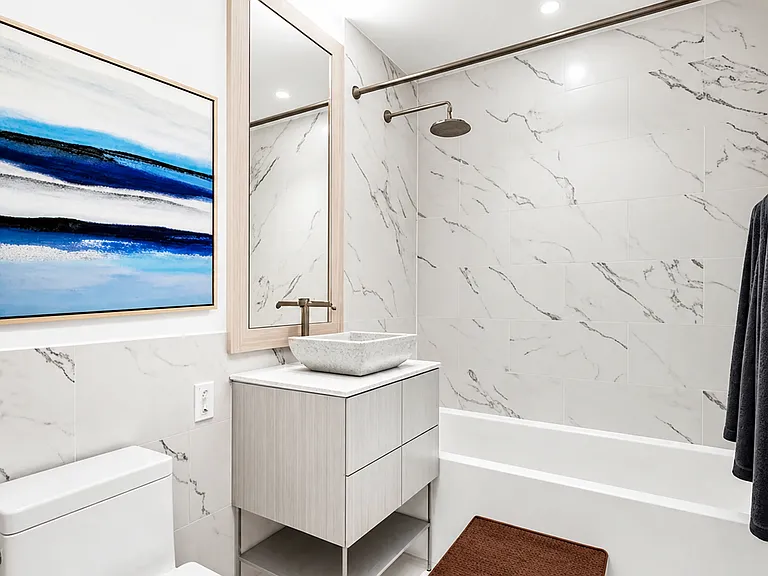 225 W 28th St #2B — Photo 5