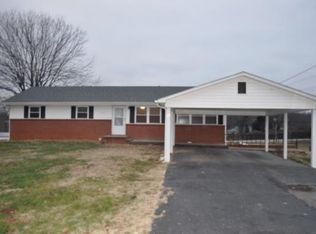 80 Burger Dr, Chuckey, TN 37641