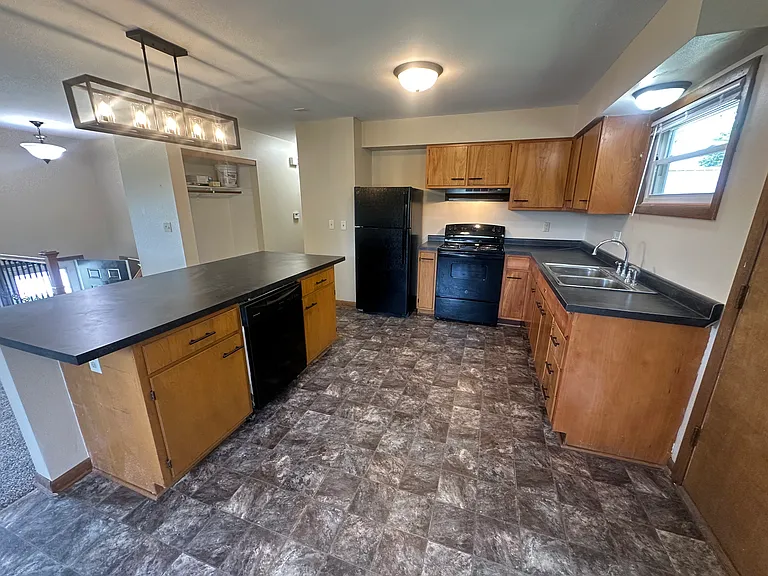 4200 Midway Dr NW — Photo 4