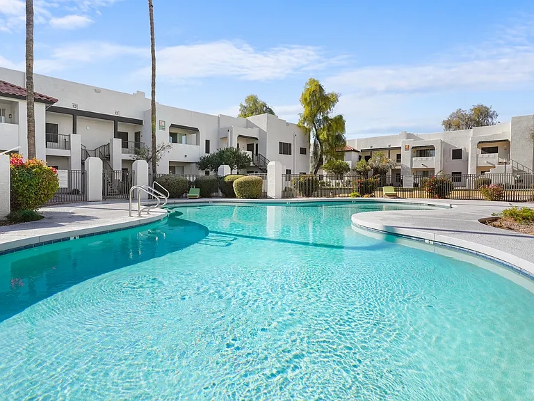 The Residences at Palm Valley Apartments — Photo 53