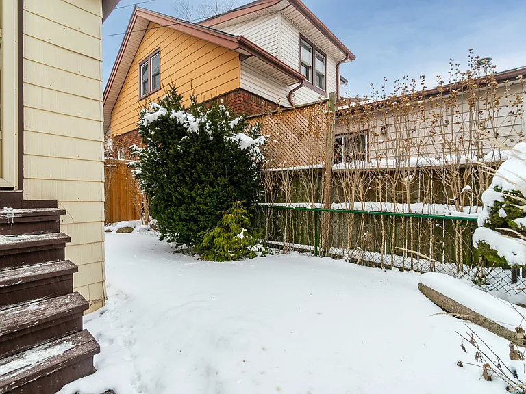 415 Grove Ave — Photo 12