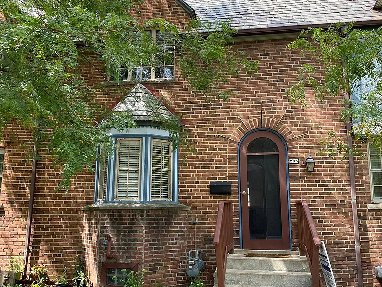 235 Rhoads Ave — Photo 2