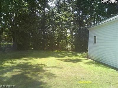 5th image of 32728 Willowick Dr