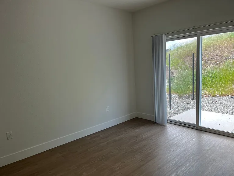 1238 Old Alturas Rd — Photo 7