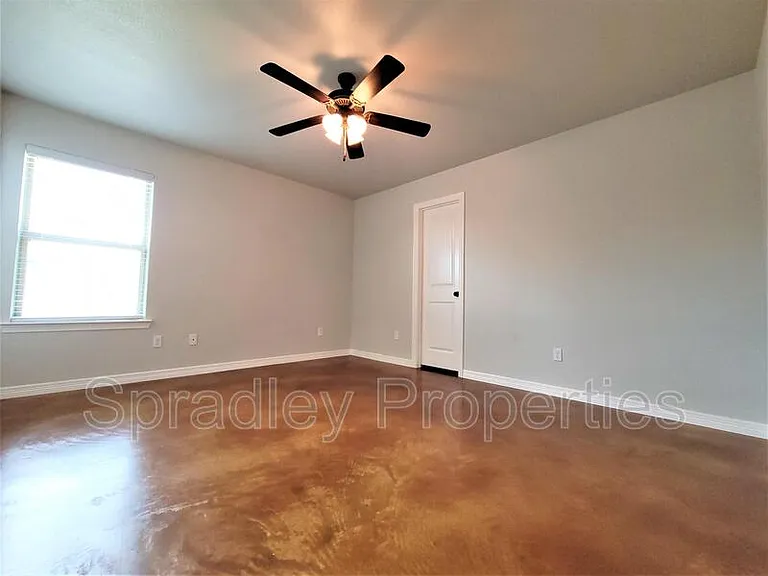 206 Juniper Dr #B — Photo 8