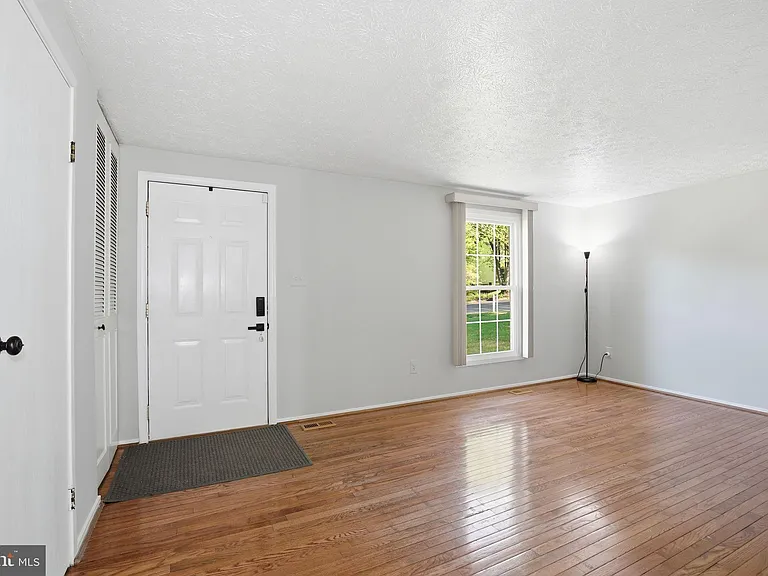 7625 Sheffield Green Way #7625 — Photo 19