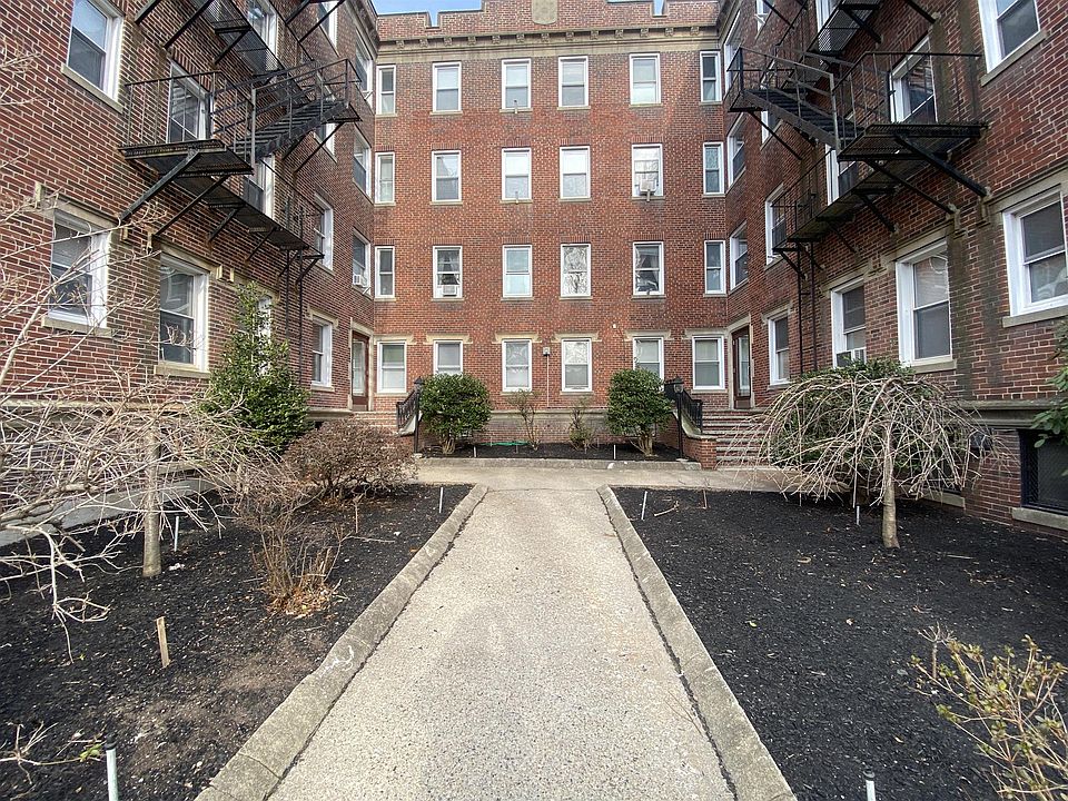 1st image of 12 Agassiz St #20