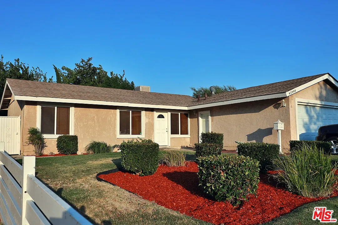 42900 Alep St photo 1