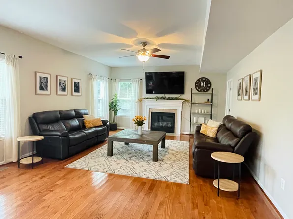 3329 Boathouse Rd, Warrenton, VA 20187