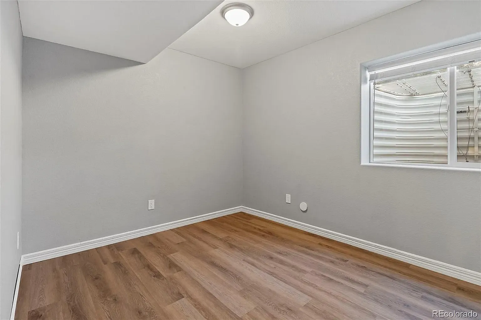 1 bed, 1000 sqft, $2,100 — Photo 1