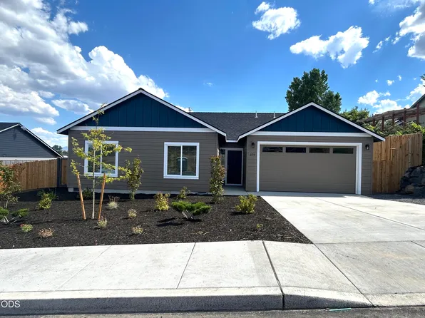 579 SW H St Lot 10, Madras, OR 97741