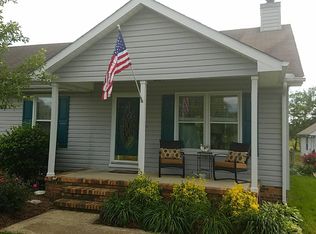 708 Mapleview Dr, Shelbyville, TN 37160