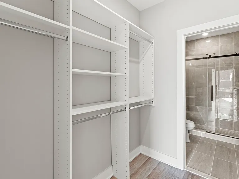 2624 Trenton Ave #204 — Photo 16