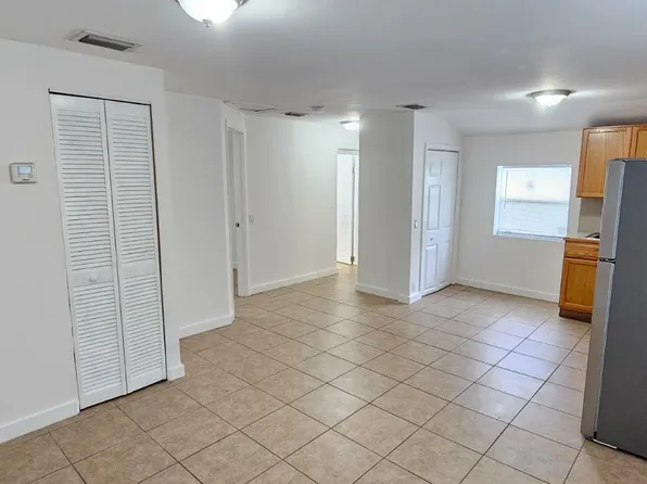 (undisclosed Address), North Miami, FL 33161