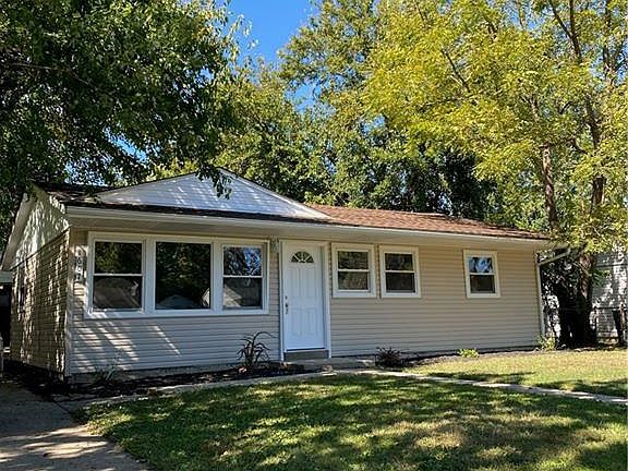 2nd image of 1607 Honeybee Dr