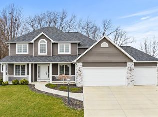 1832 S West Point Dr, Warsaw, IN