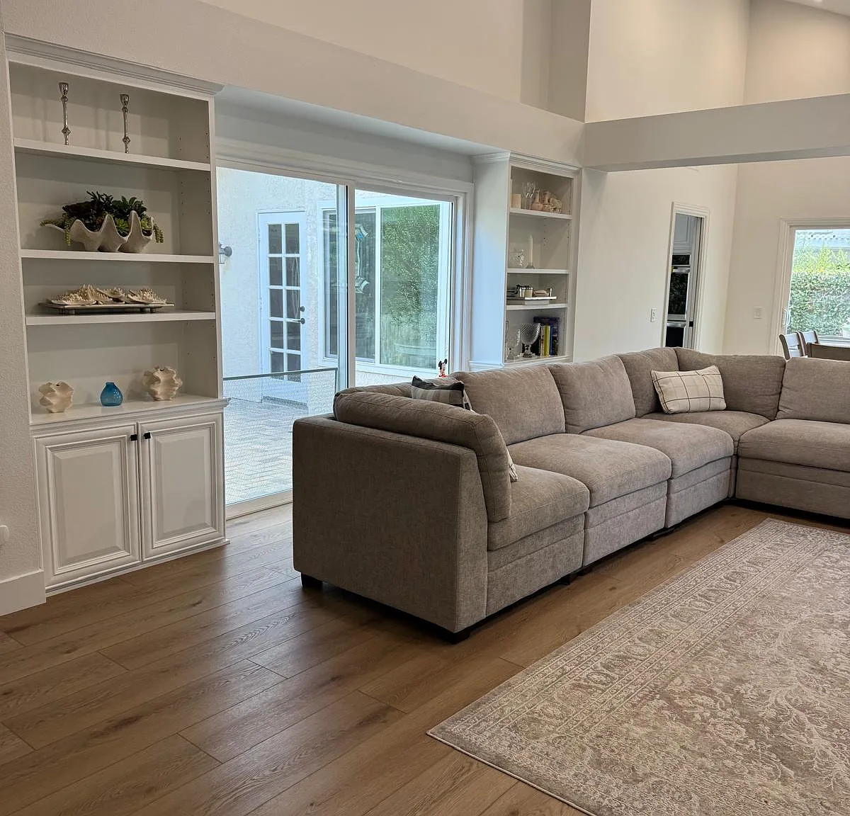 Coral Lk, Irvine — Photo 3