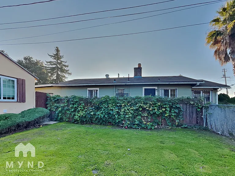 2048 81st Ave — Photo 12