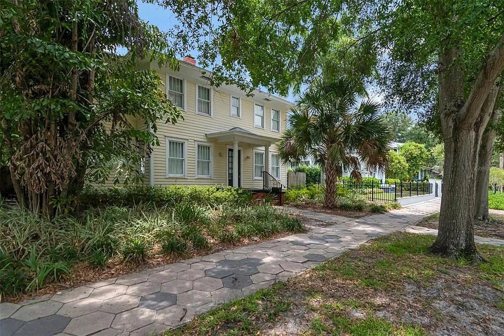 4 bed, 3.5 bath, 2736 sqft, $6,500 — Photo 3