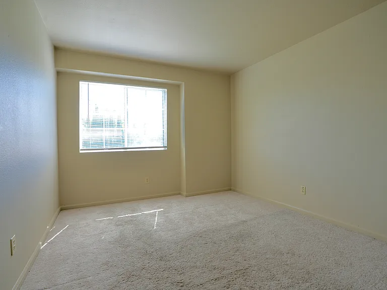 2625 Monroe St — Photo 19