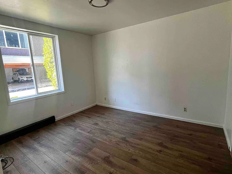 115 N Main Ave #3 — Photo 8