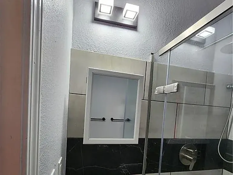 5811 Chestnut Ave — Photo 3