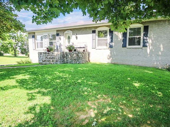 2nd image of 223 Whispering Hills Blvd