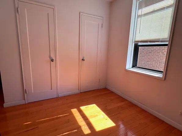 144-64 Sanford Avenue image 13 of 18