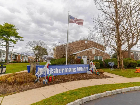 217 Millard Ave #217, West Babylon, NY 11704
