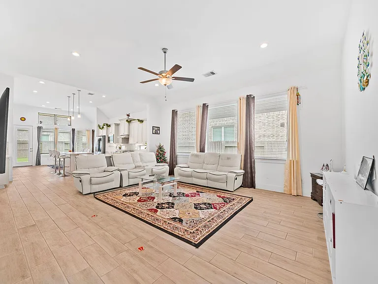 10718 Blossom River Dr — Photo 13