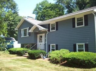 201 Grove St, Reading, MA 01867