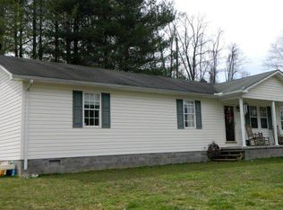23 Walnut Ln, Grayson, KY 41143