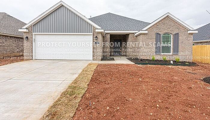 1st image of 371 W Tyler Rd