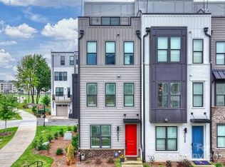 5027 Tiny Ln, Charlotte, NC 28203