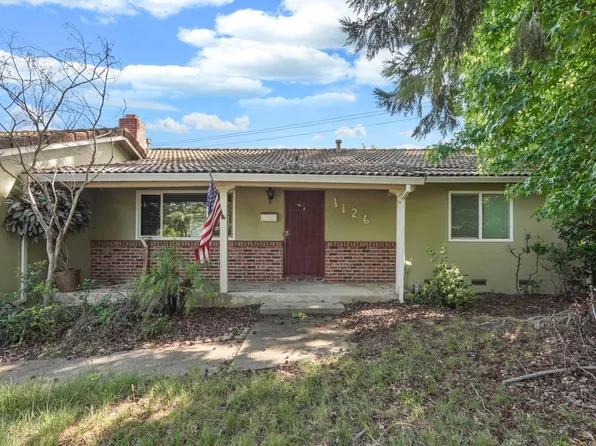 1126 Lake Home Dr, Lodi, CA 95242