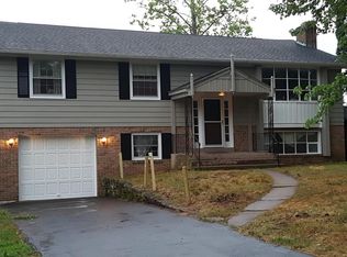 18 McEntee Rd, Milford, NJ 08848