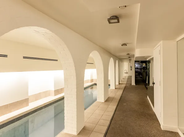 247 Central Park West image 15 of 29