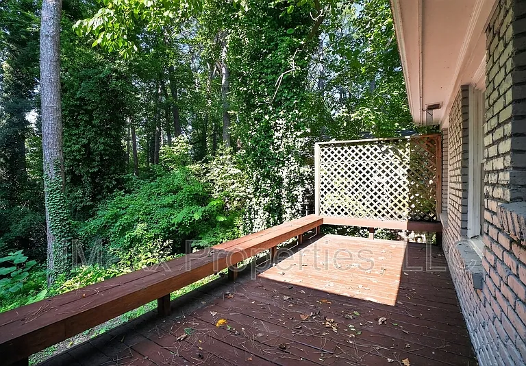 807 Cardova Dr NE — Photo 22