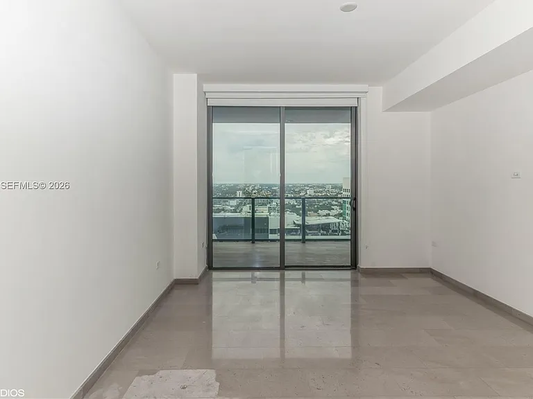 88 SW 7th St #2508 — Photo 9