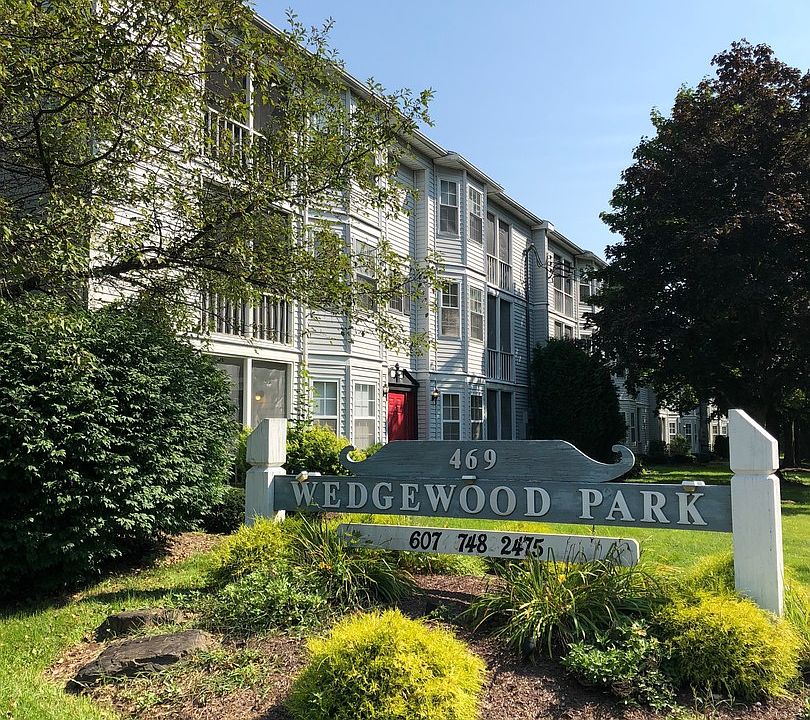 1st image of 469 Glendale Dr #1